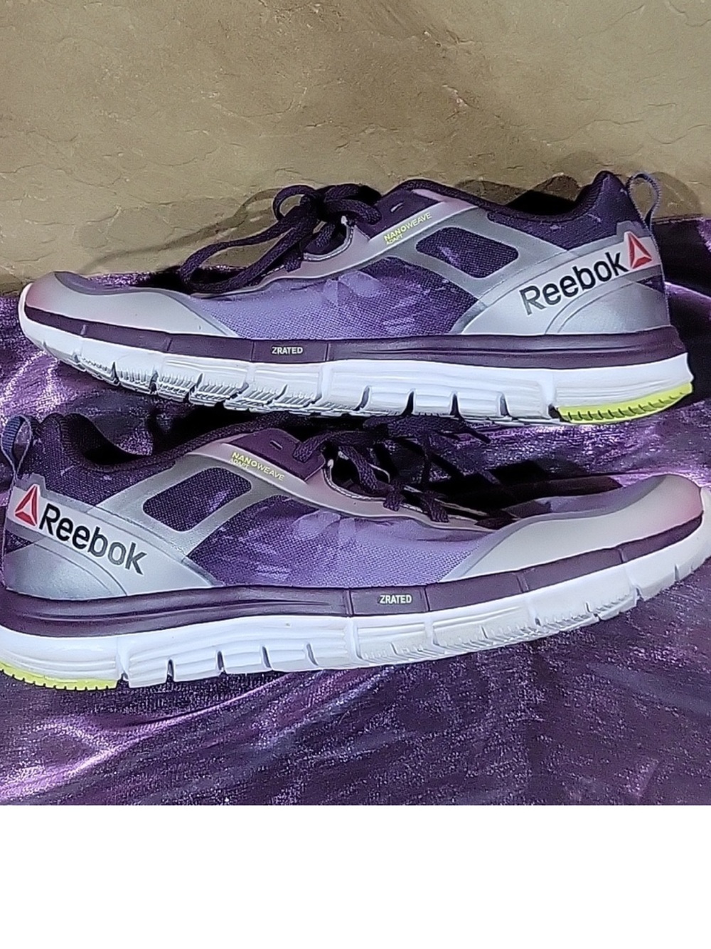 Reebok Z Rated Nanoweave Adapt Athletic Shoes
Women’s size 10